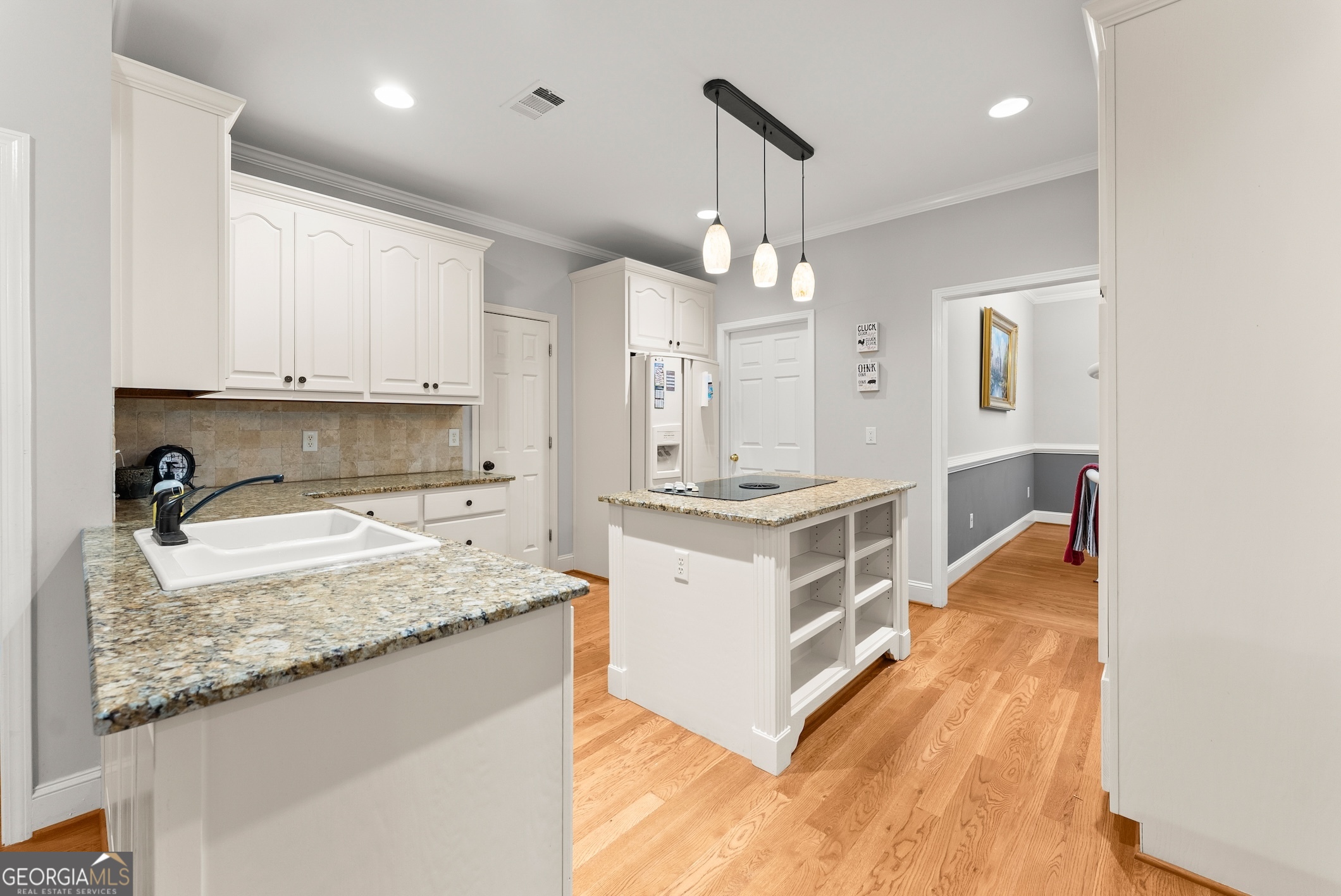 1617 Edwards Mill RD