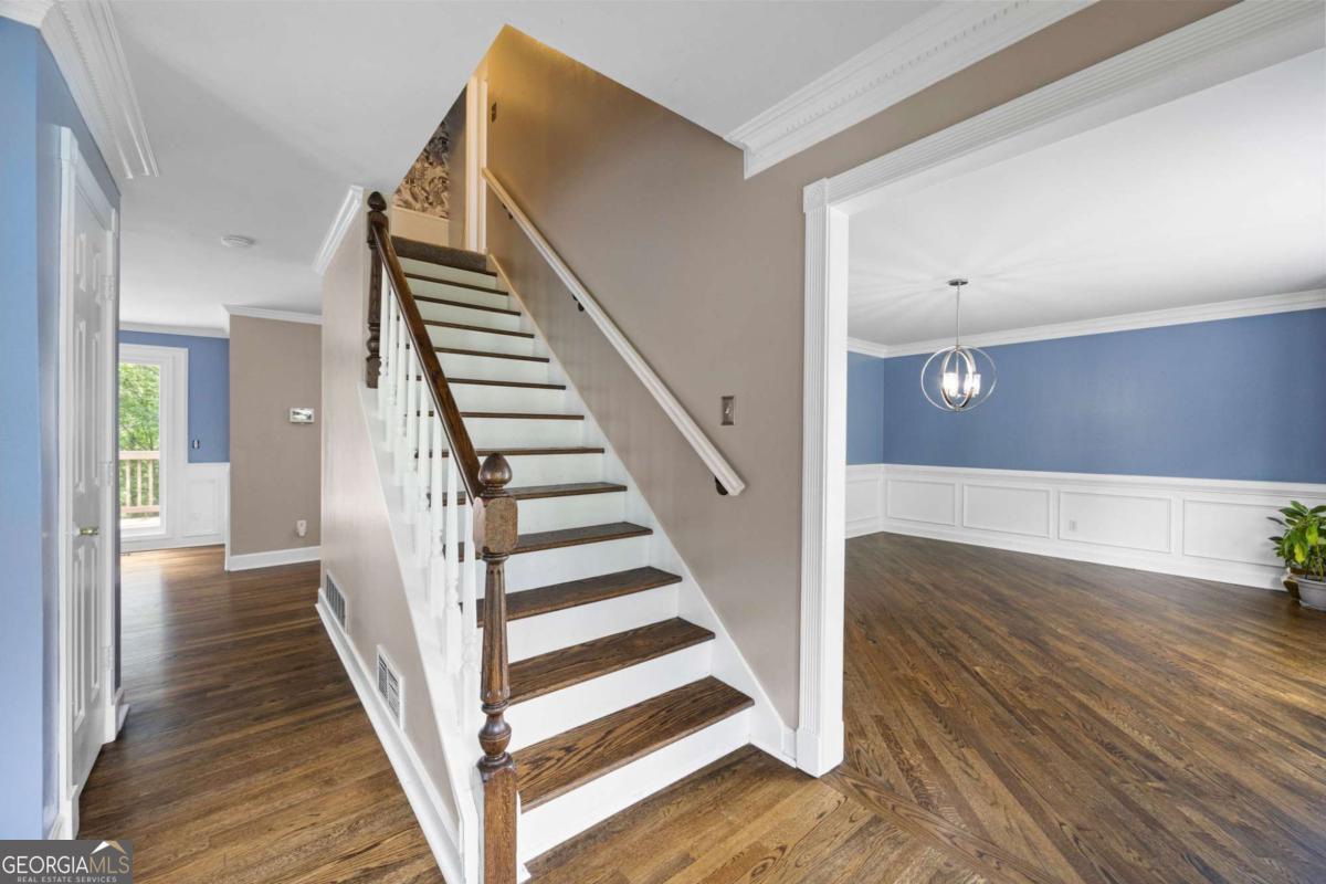 2108 Yorkshire CT