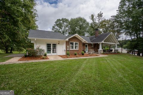 2588 Highway 323 Gillsville GA 30543
