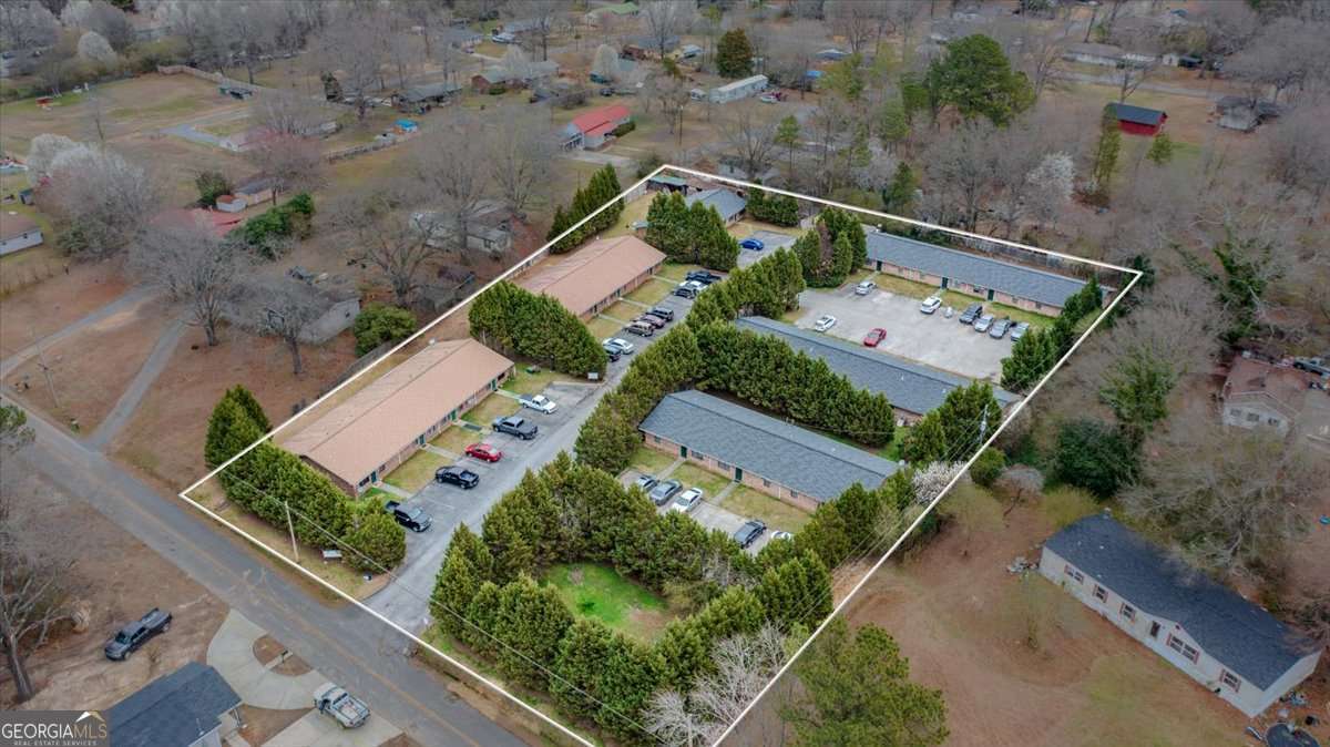 86 N Avery RD NW