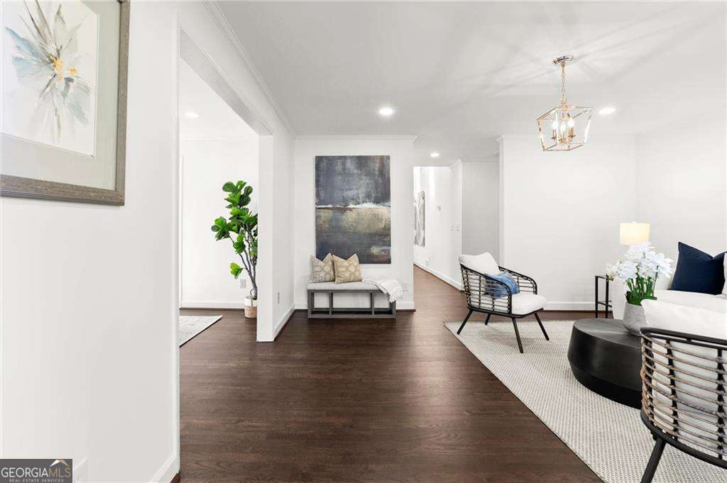 Woodland Hills - Residential