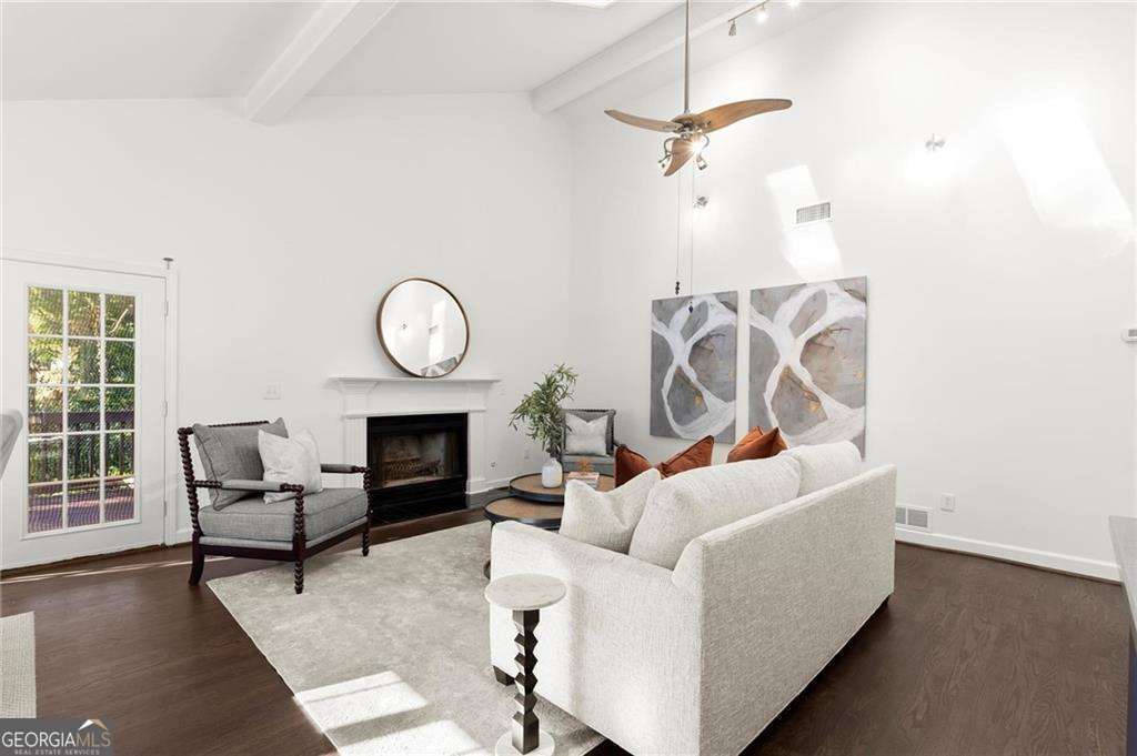 Woodland Hills - Residential