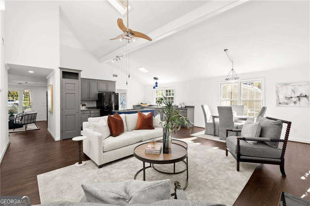 Woodland Hills - Residential