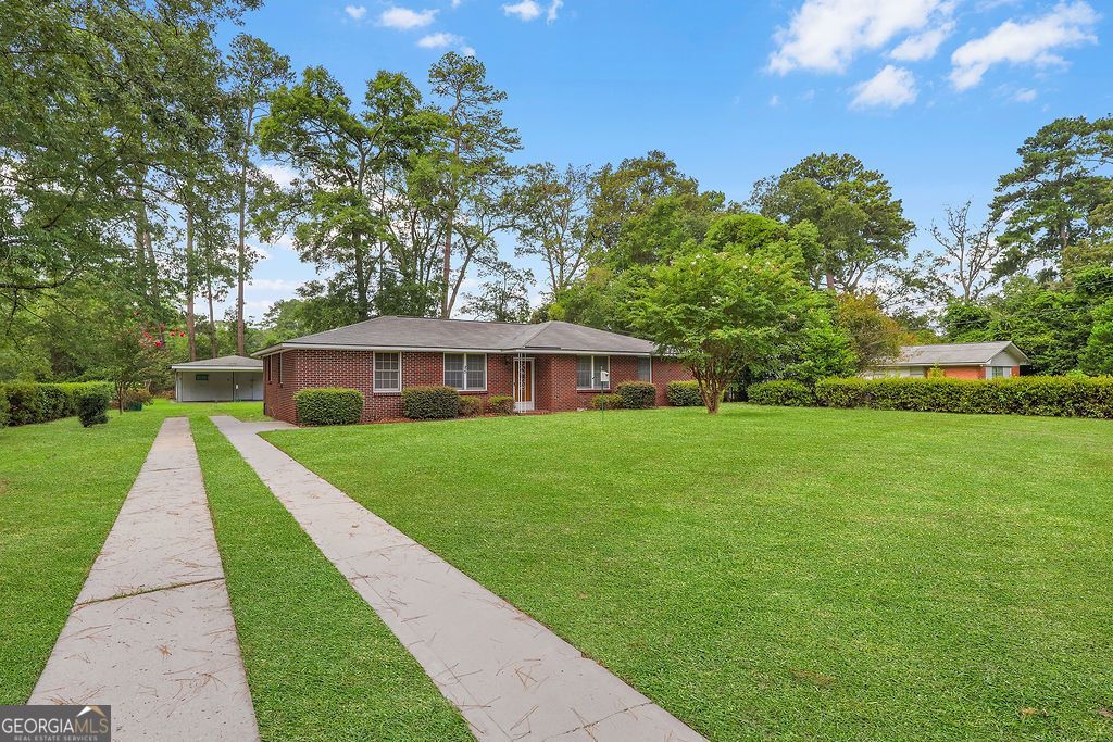 Photo of 85 Lee Avenue, Garden City, GA 31408 (MLS # 10810743)