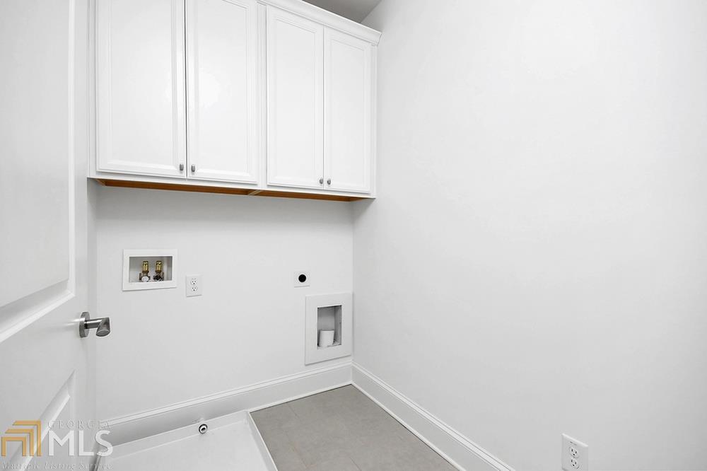 West Main Townhomes - Residential