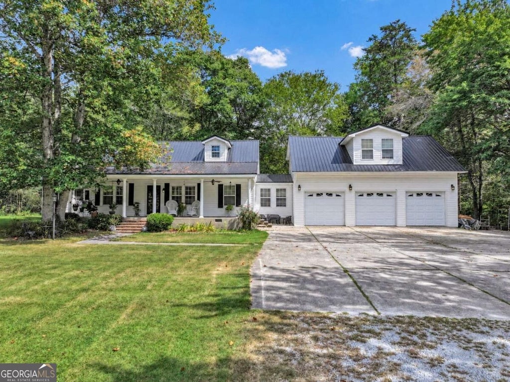 Photo of 1011 Rainey Road, Temple, GA 30179 (MLS # 10852503)