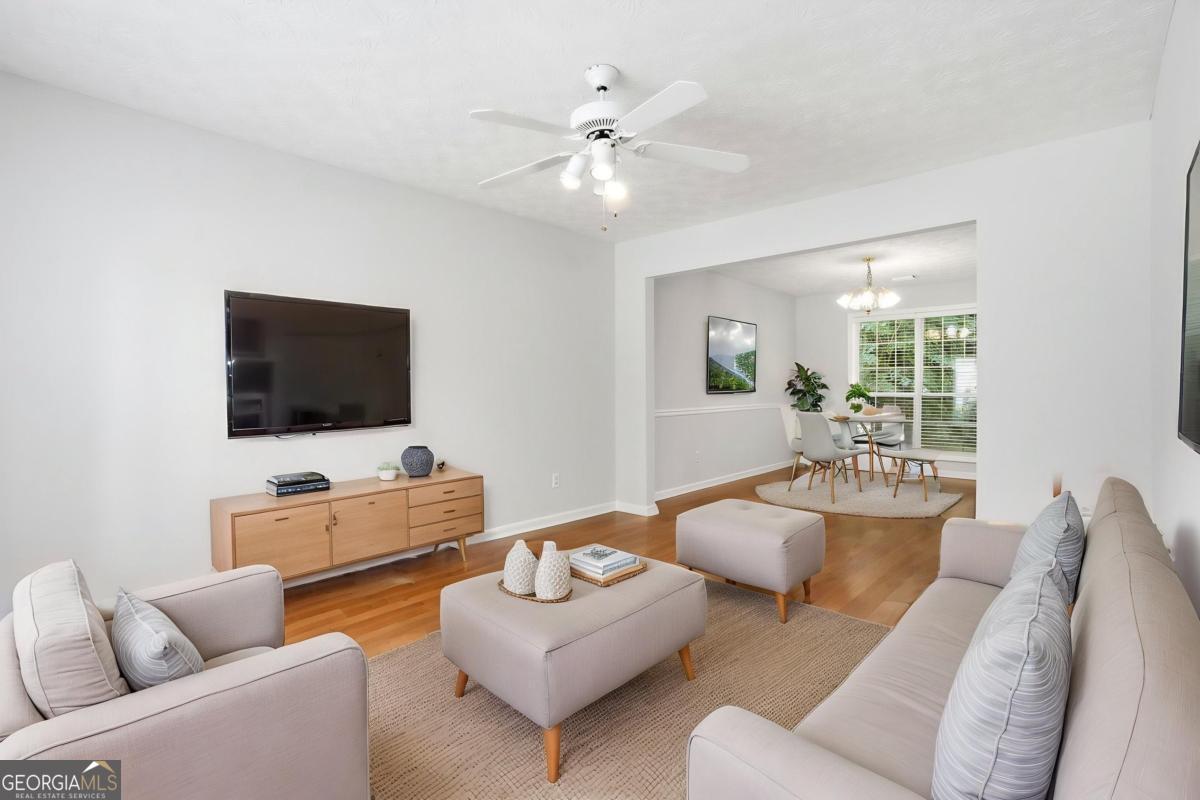 6927 Magnolia Park DR