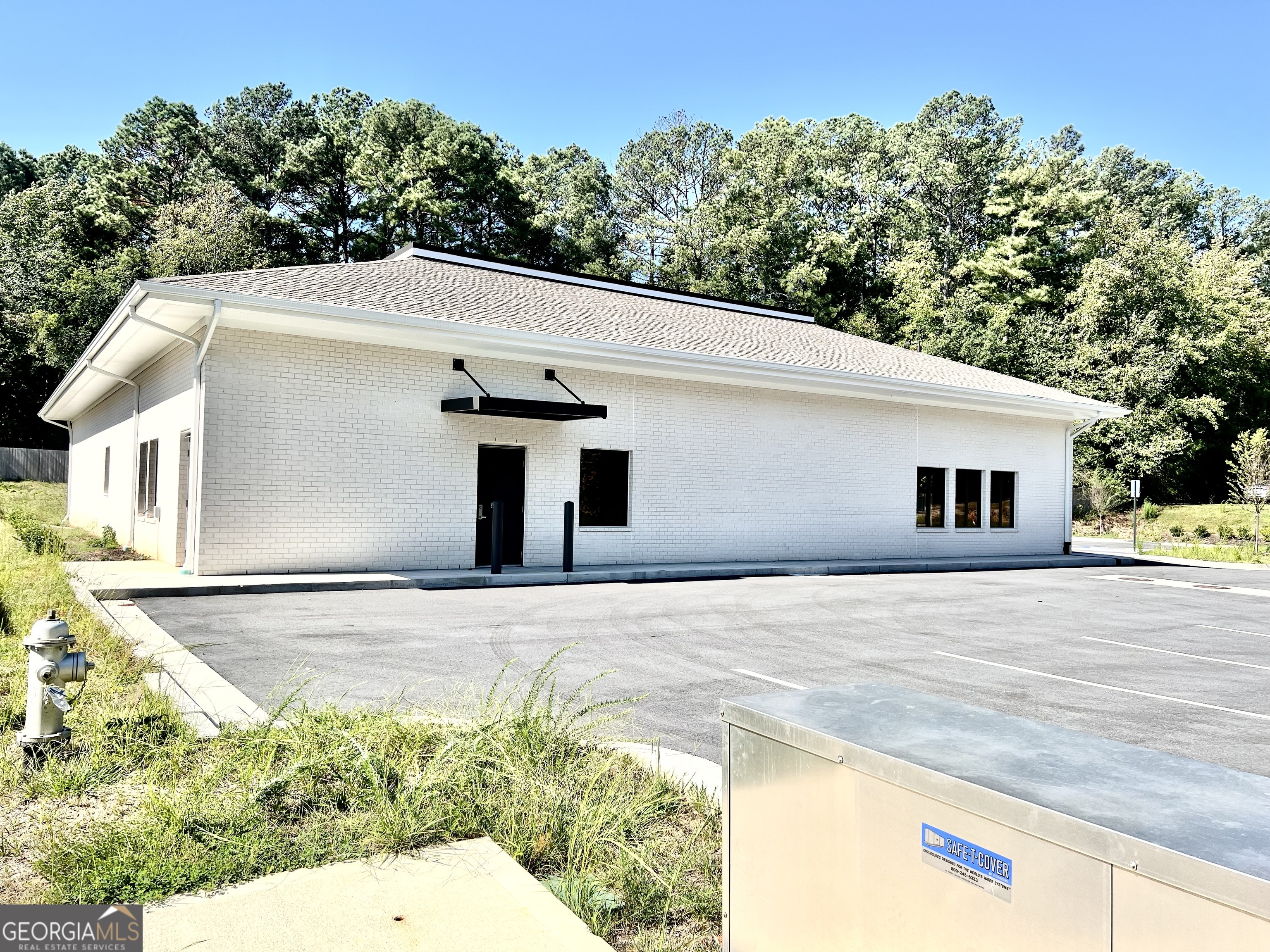 8655 Dorris RD