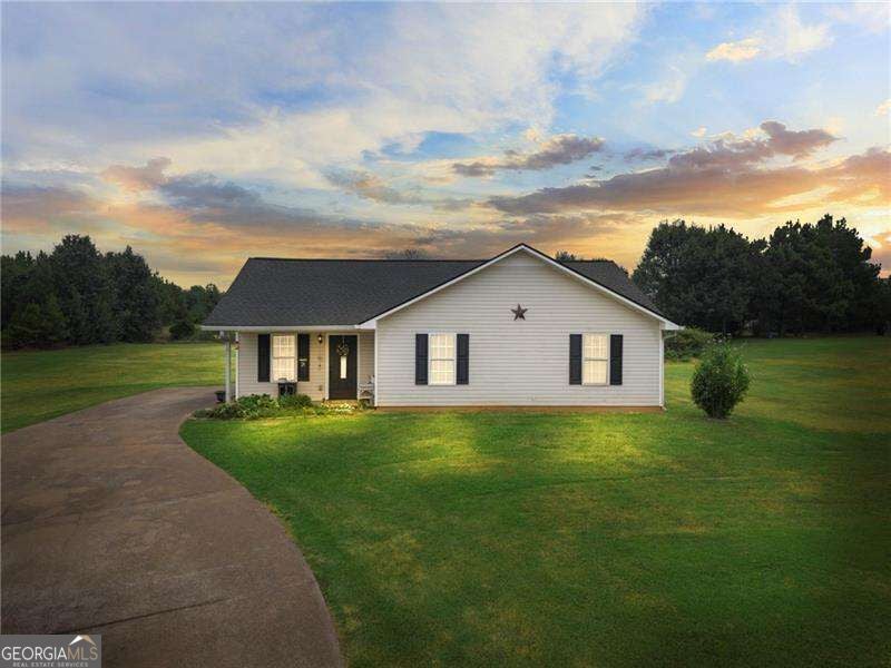 Photo of 56 Stonegate Drive, Cedartown, GA 30125 (MLS # 10842022)
