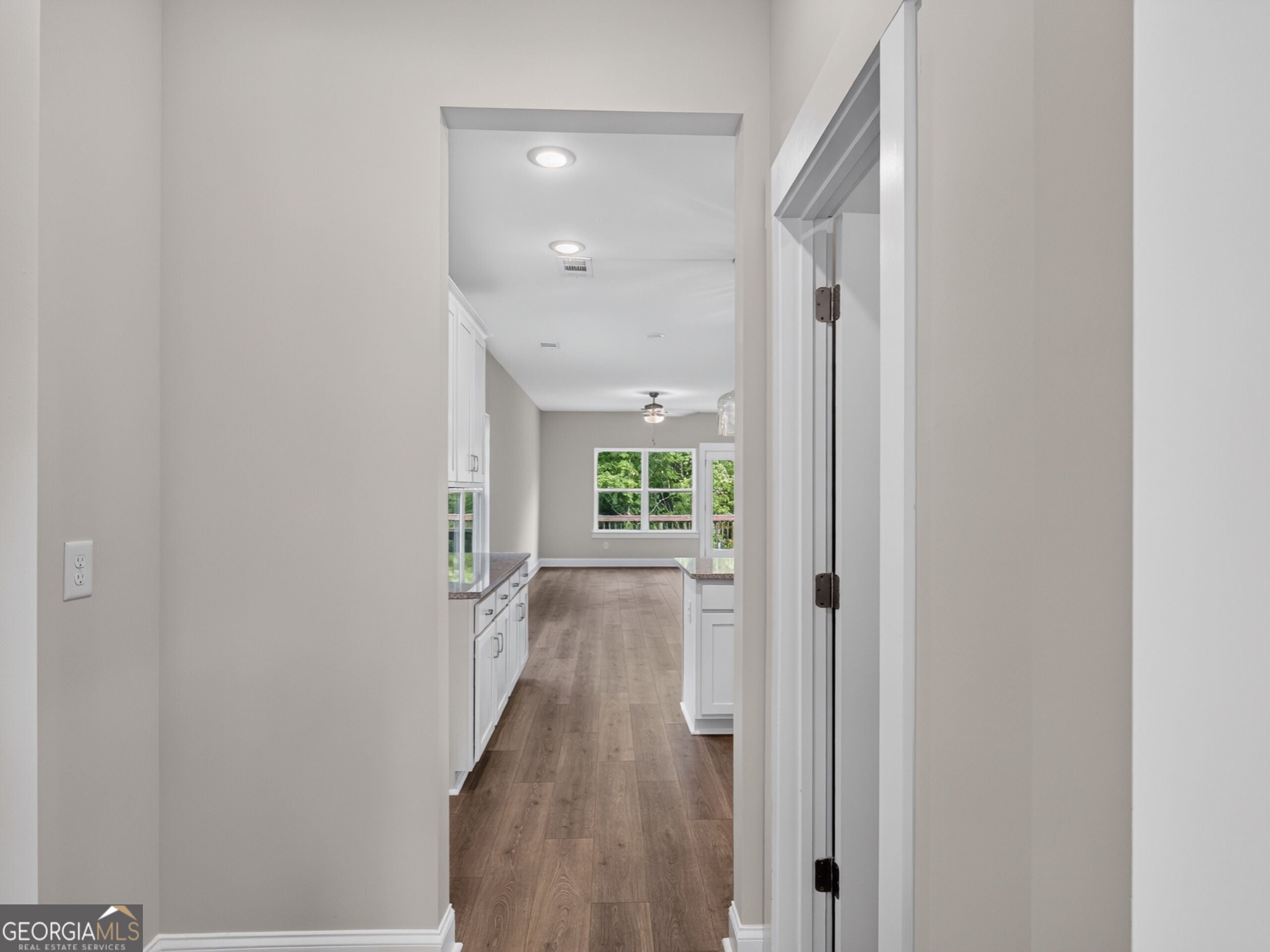 497 Principal Meridian DR