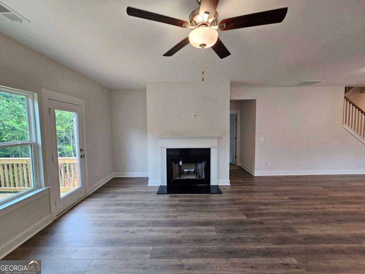 497 Principal Meridian DR