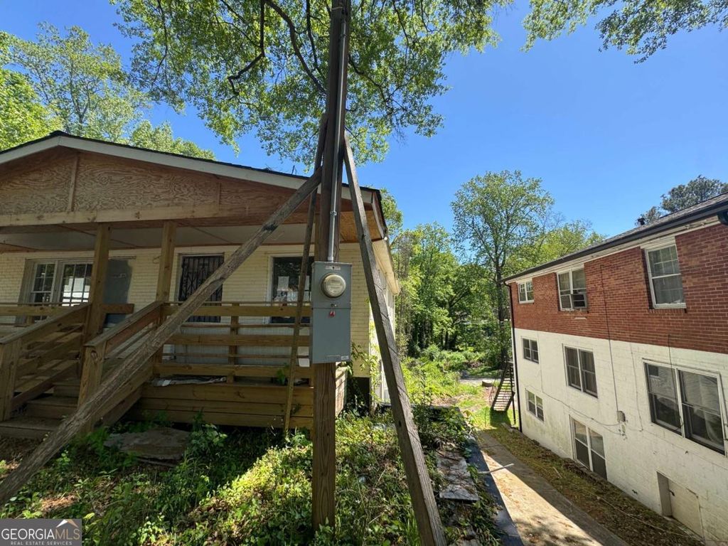 Photo of 169 Burbank Drive NW, Atlanta, GA 30314 (MLS # 10669667)