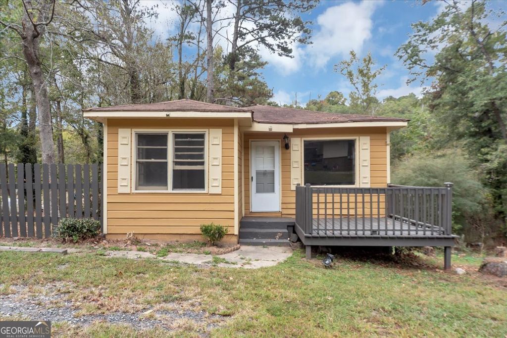 Photo of 4161 Tell Road SW #B, Atlanta, GA 30331 (MLS # 10630356)