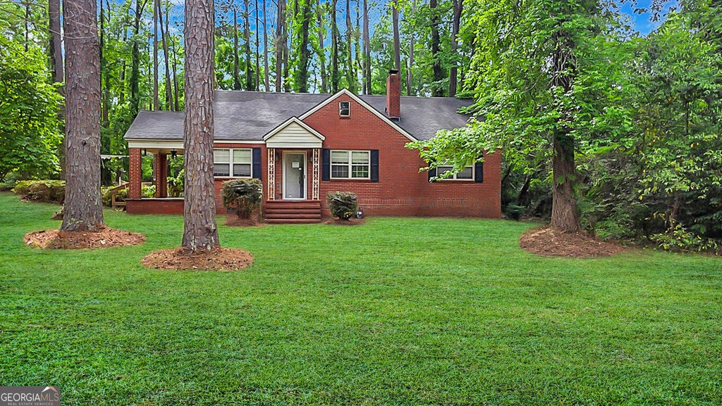 Photo of 819 Hillcrest Drive, Thomson, GA 30824 (MLS # 10846503)
