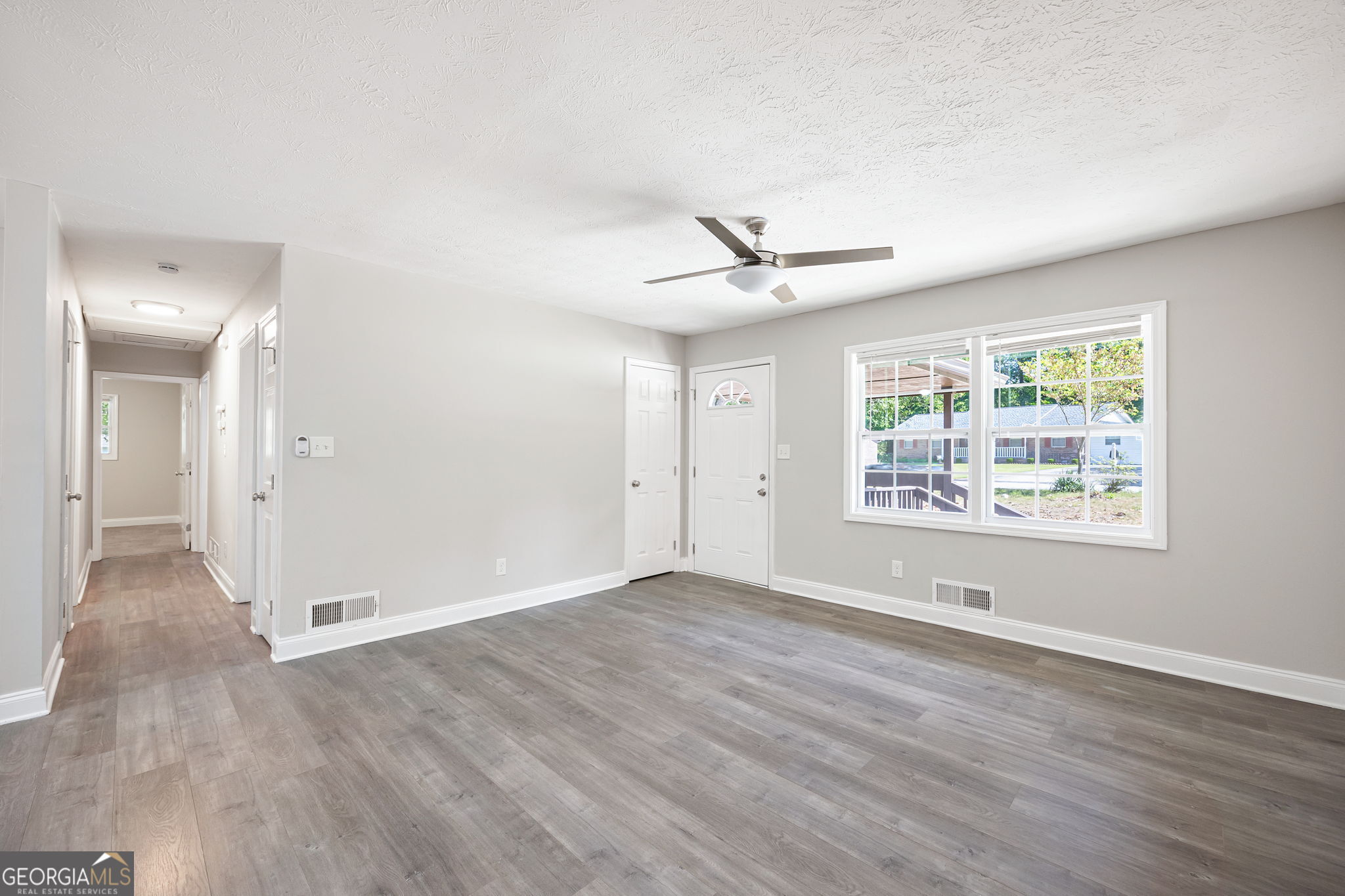 1375 Labelle ST