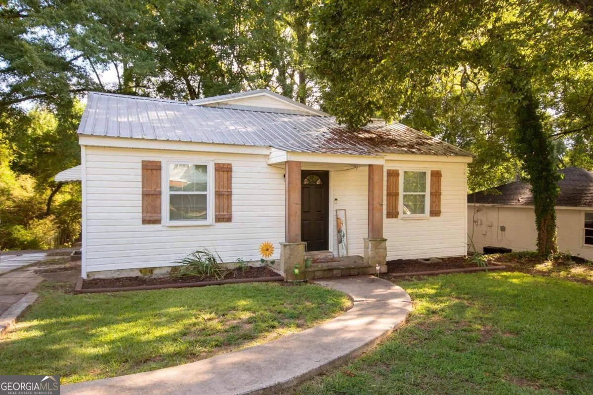 211 Rutland Circle Cir