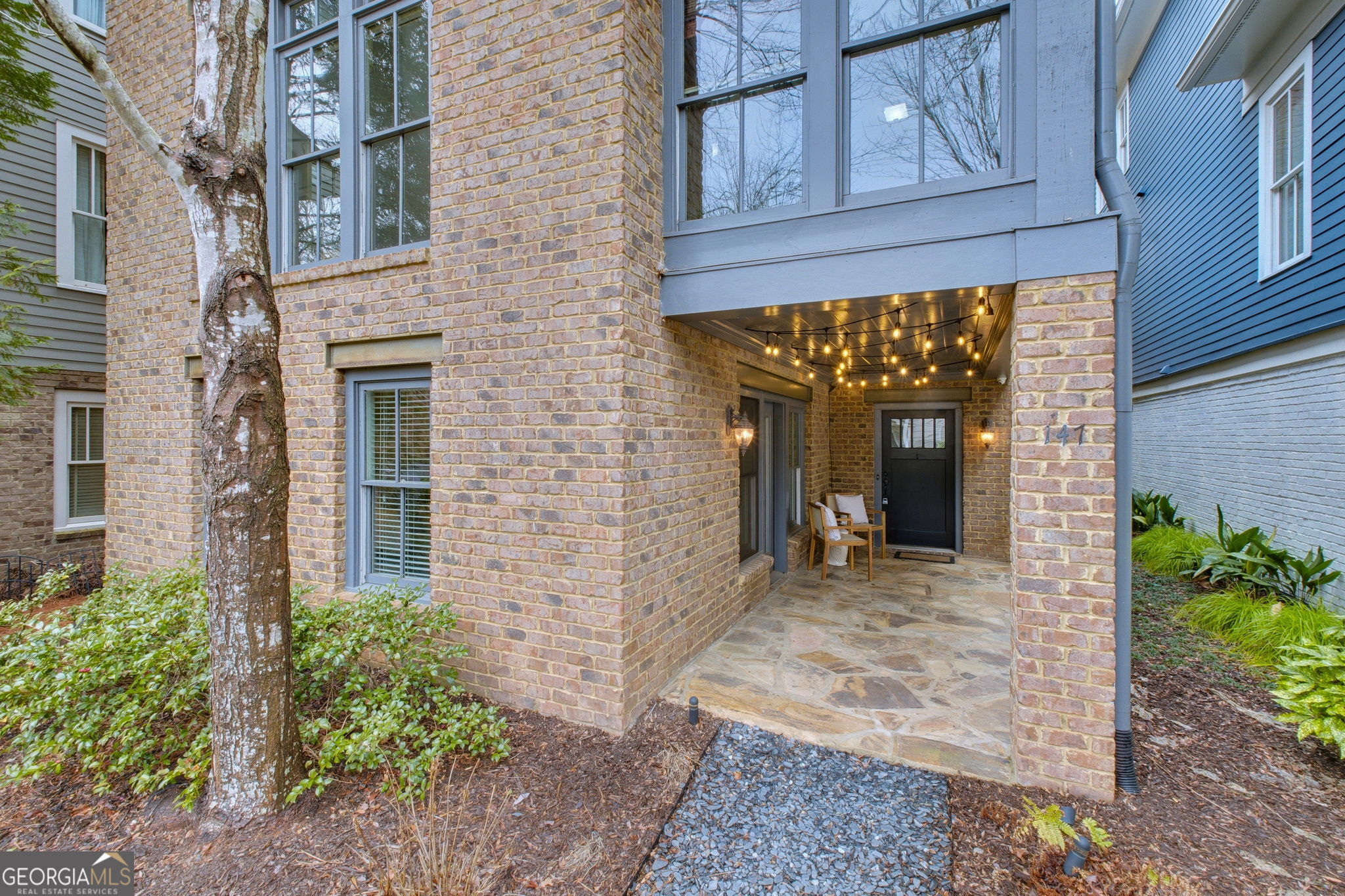 147 Hubbard RD