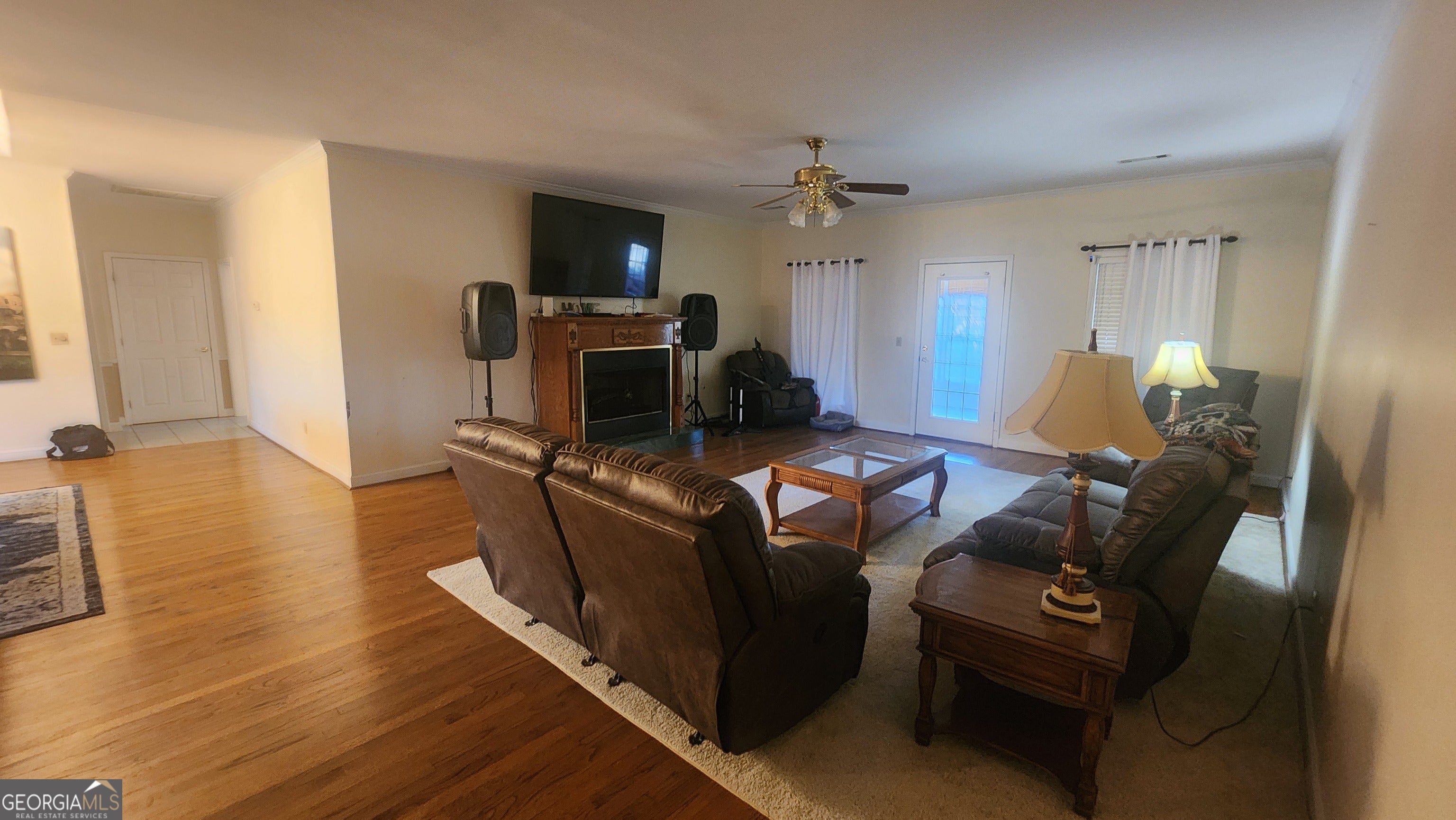 1 N Kenora DR SW