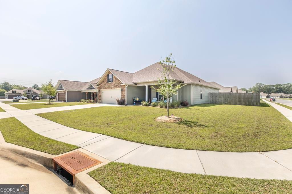 Photo of 601 Charlestown Way, Bonaire, GA 31005 (MLS # 10696311)