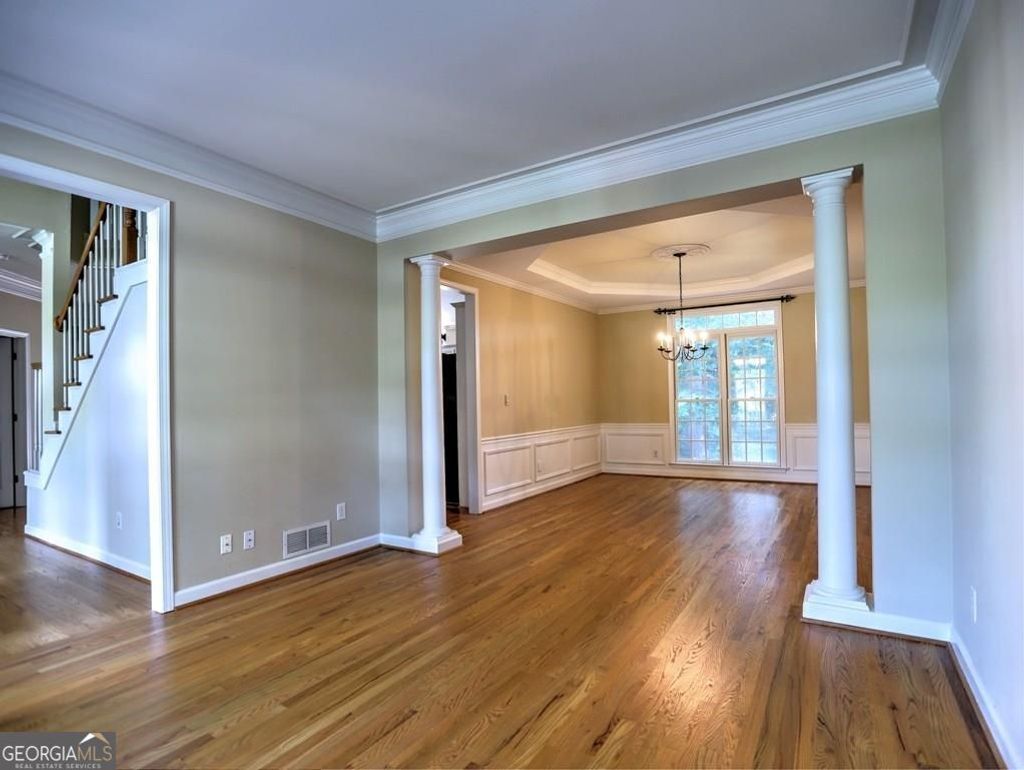Photo of 515 Mellbrook Lane, Johns Creek, GA 30005 (MLS # 10762187)