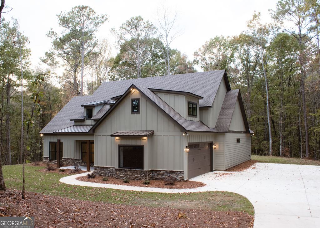 Photo of 521 Cedar Dr, Pine Mountain, GA 31822 (MLS # 10721825)