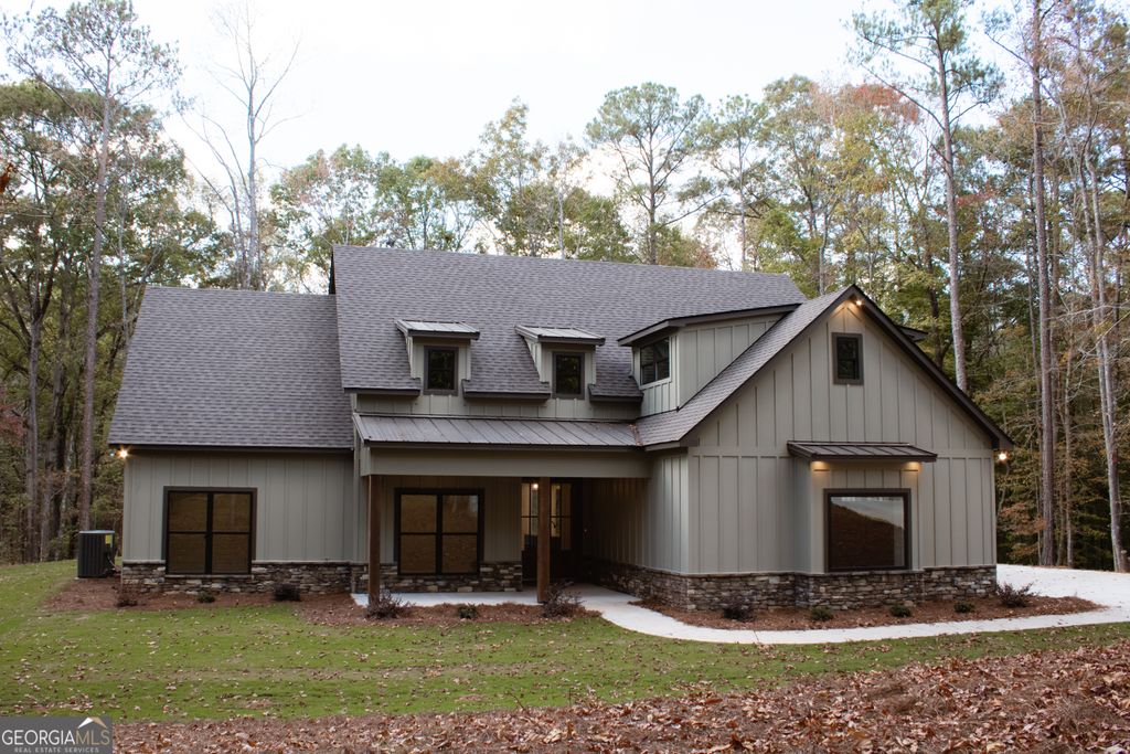 Photo of 521 Cedar Dr, Pine Mountain, GA 31822 (MLS # 10721825)
