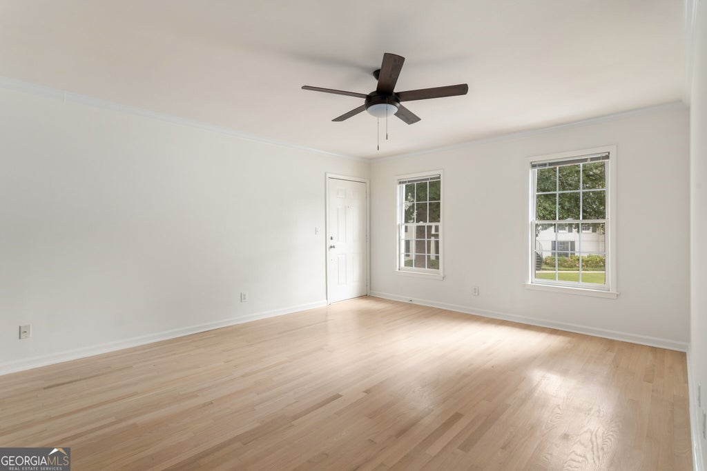 Photo of 1101 Collier Road NW #L5, Atlanta, GA 30318 (MLS # 10835355)
