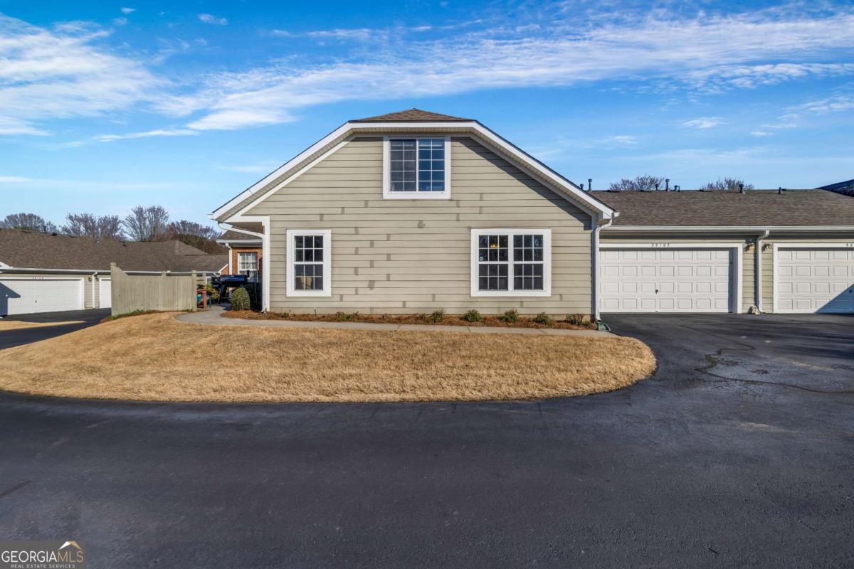Orchards At Jones Bridge - Residential