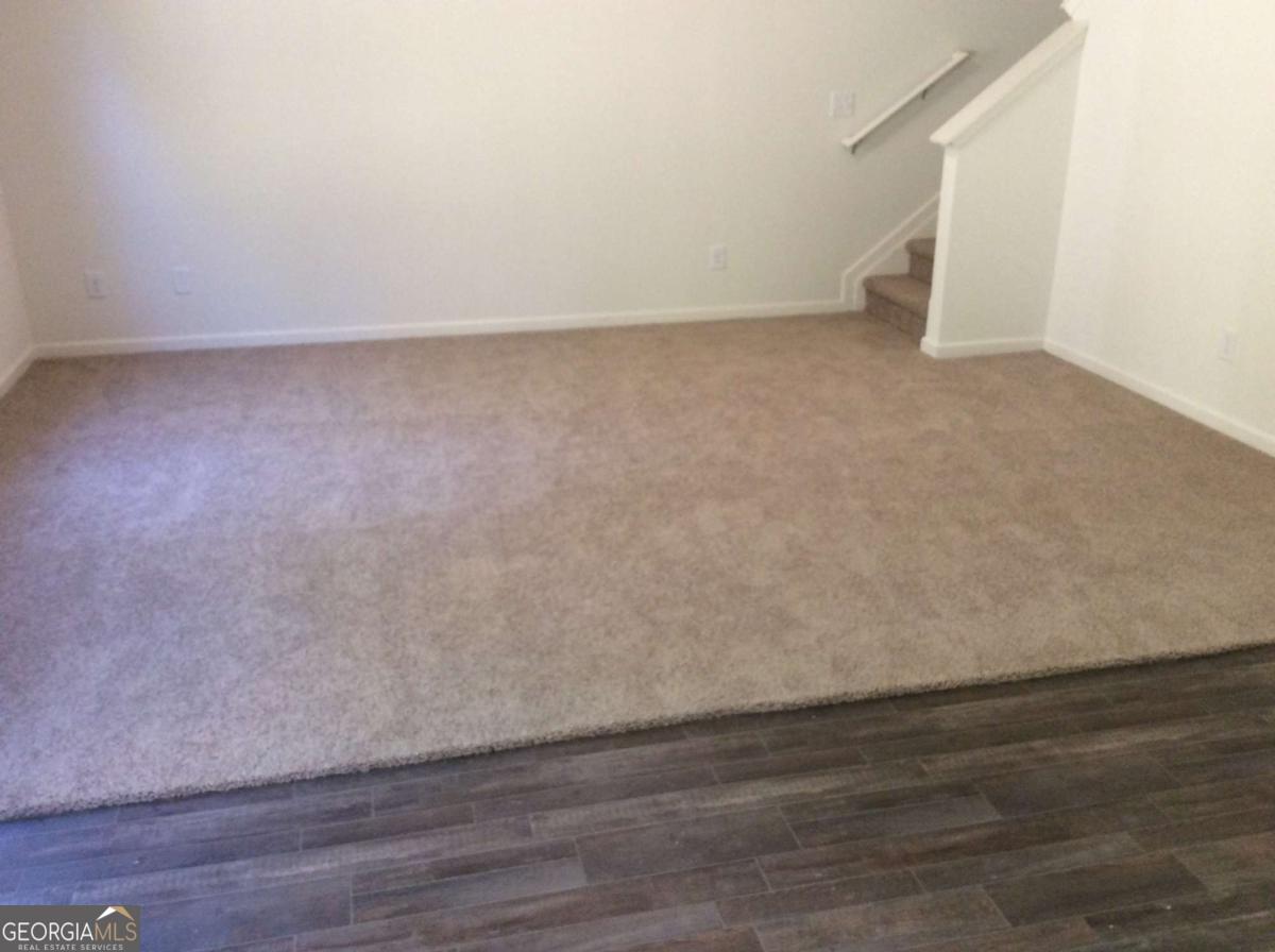 7288 Emma CT
