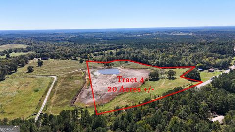 Photo of 4 Calhoun Falls Highway, Elberton, GA 30635 (MLS # 10629362) Photo of 4 Calhoun Falls Highway, Elberton, GA 30635 (MLS # 10629362)