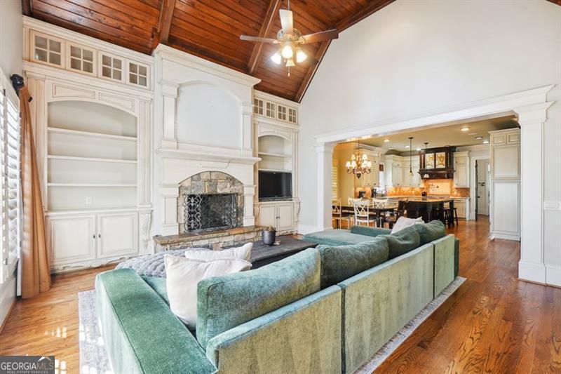 Heyward Square - Residential