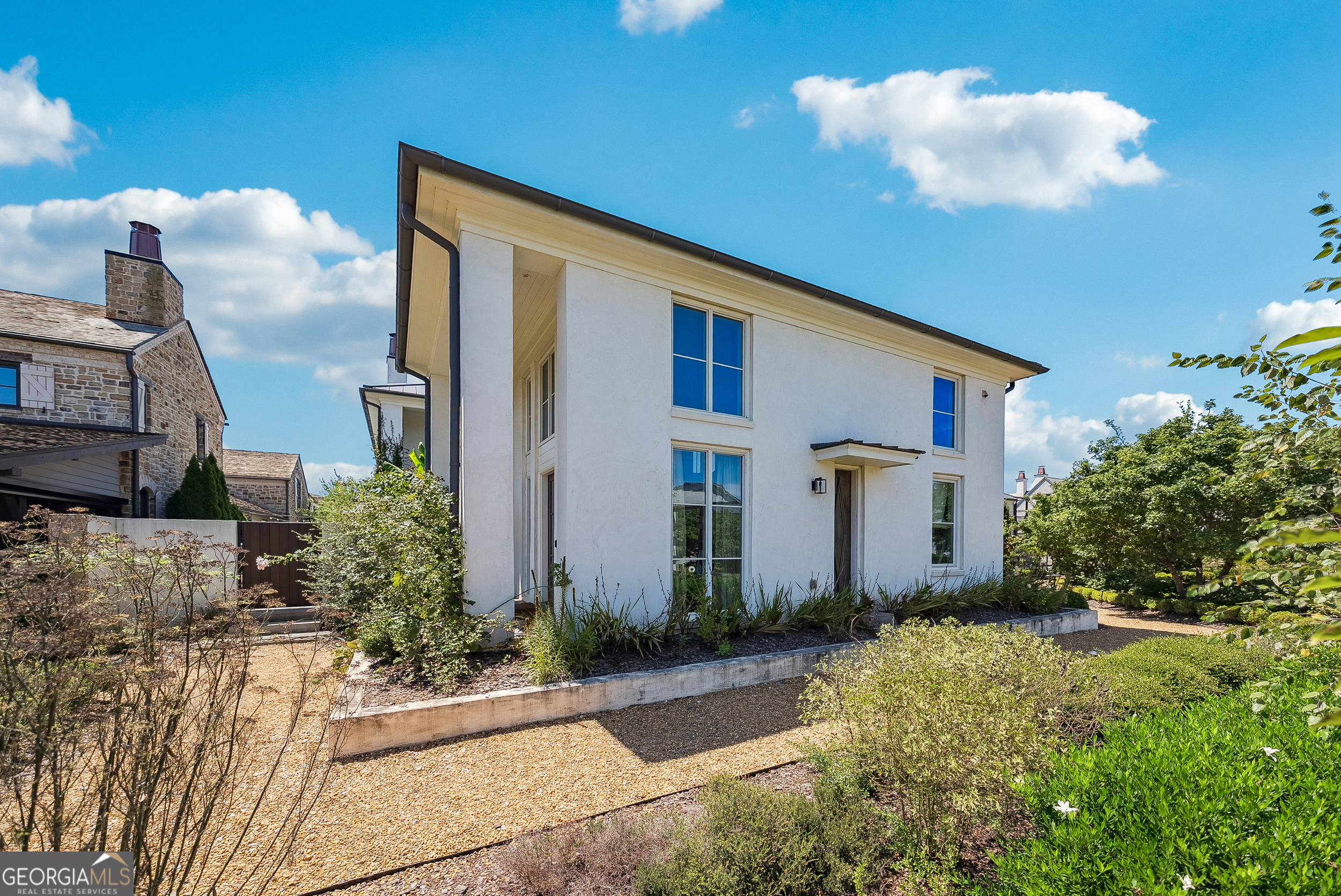 170 Guild LN