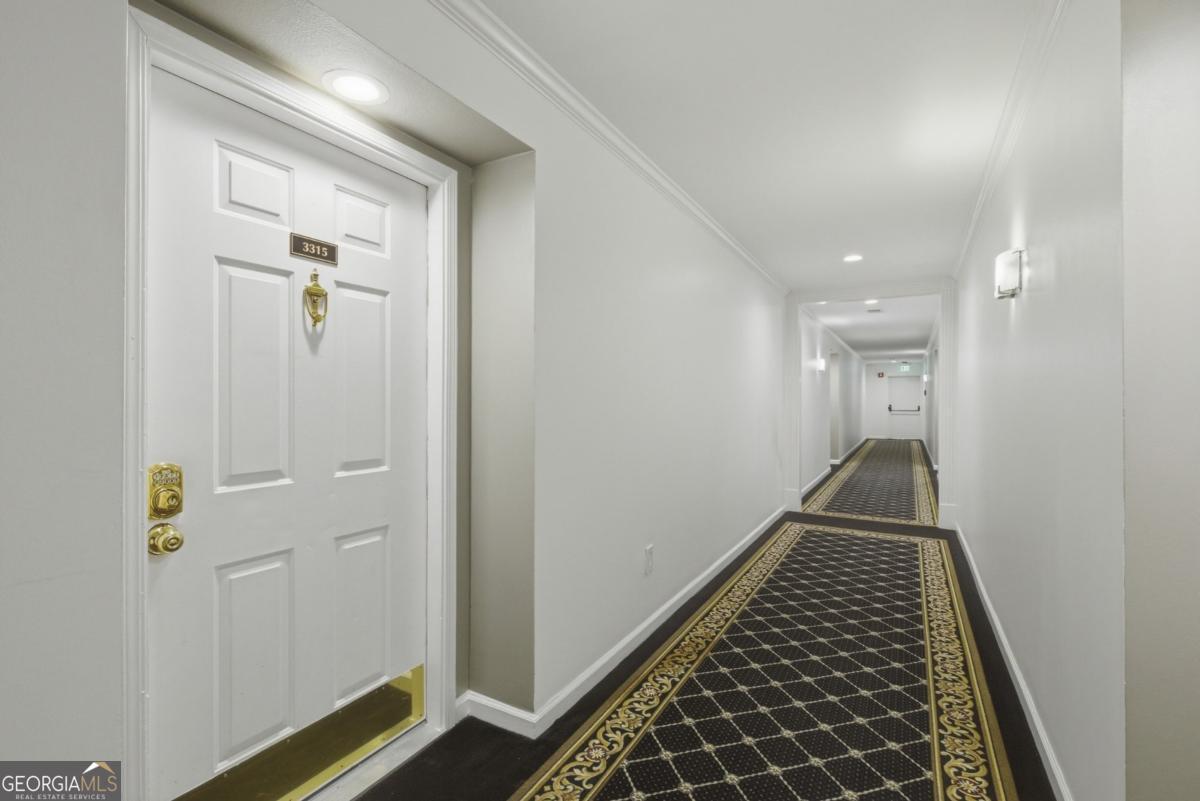 3115 Pine Heights DR NE