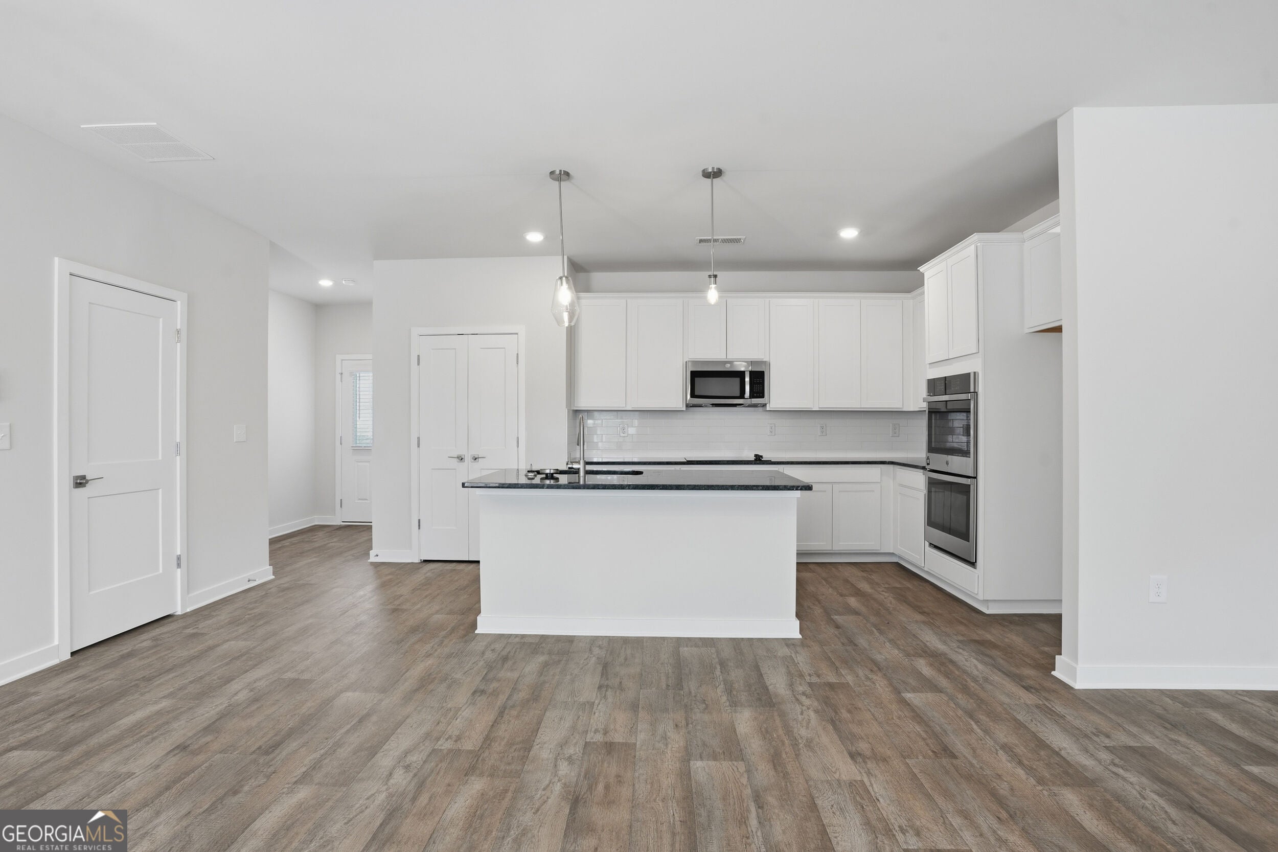 302 Glenhaven DR