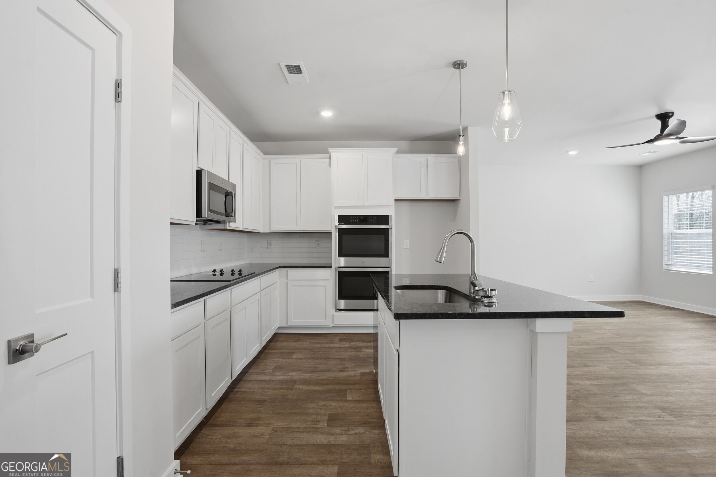 302 Glenhaven DR