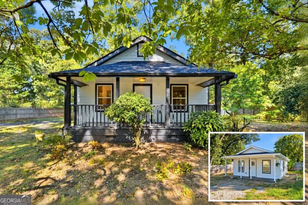 Photo of 1965 Holland Park Drive, Buford, GA 30519 (MLS # 10844006)