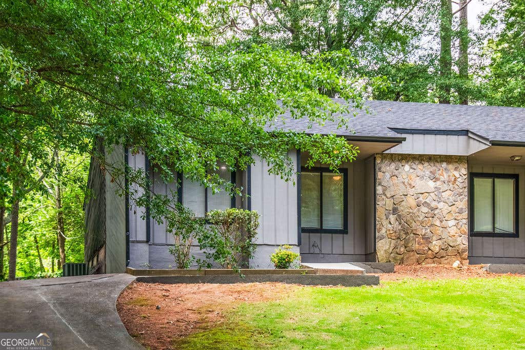 Photo of 106 Summerwood Drive, Fairburn, GA 30213 (MLS # 10790911)