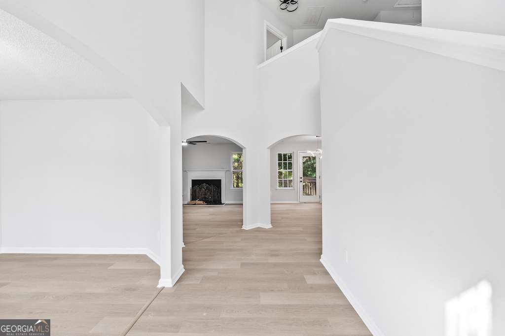 4971 Larkspur LN