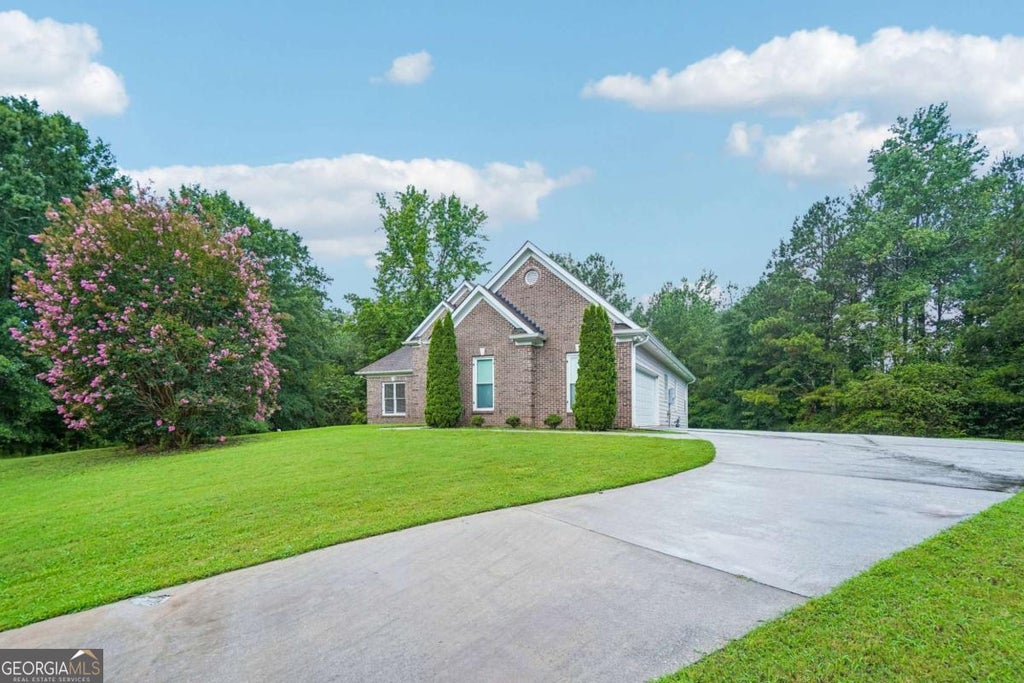 Photo of 145 Clear Spring Lane, Oxford, GA 30054 (MLS # 10810099)