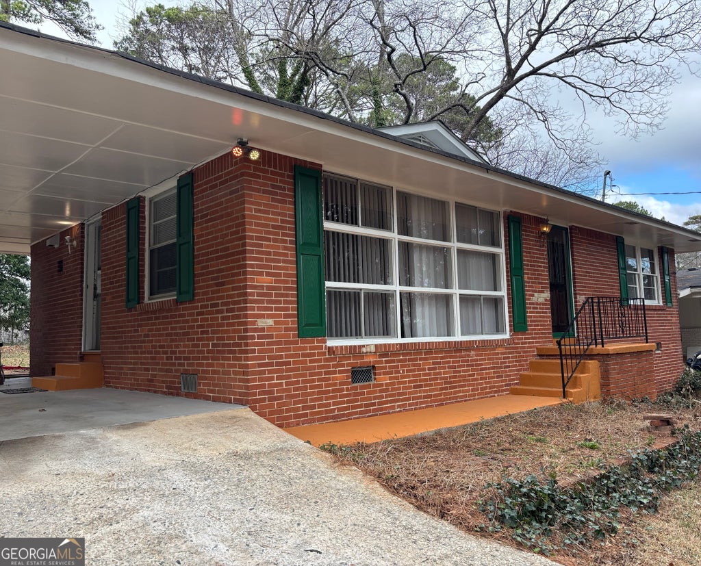 Photo of 1516 Boulderwoods Drive SE, Atlanta, GA 30316 (MLS # 10782524)