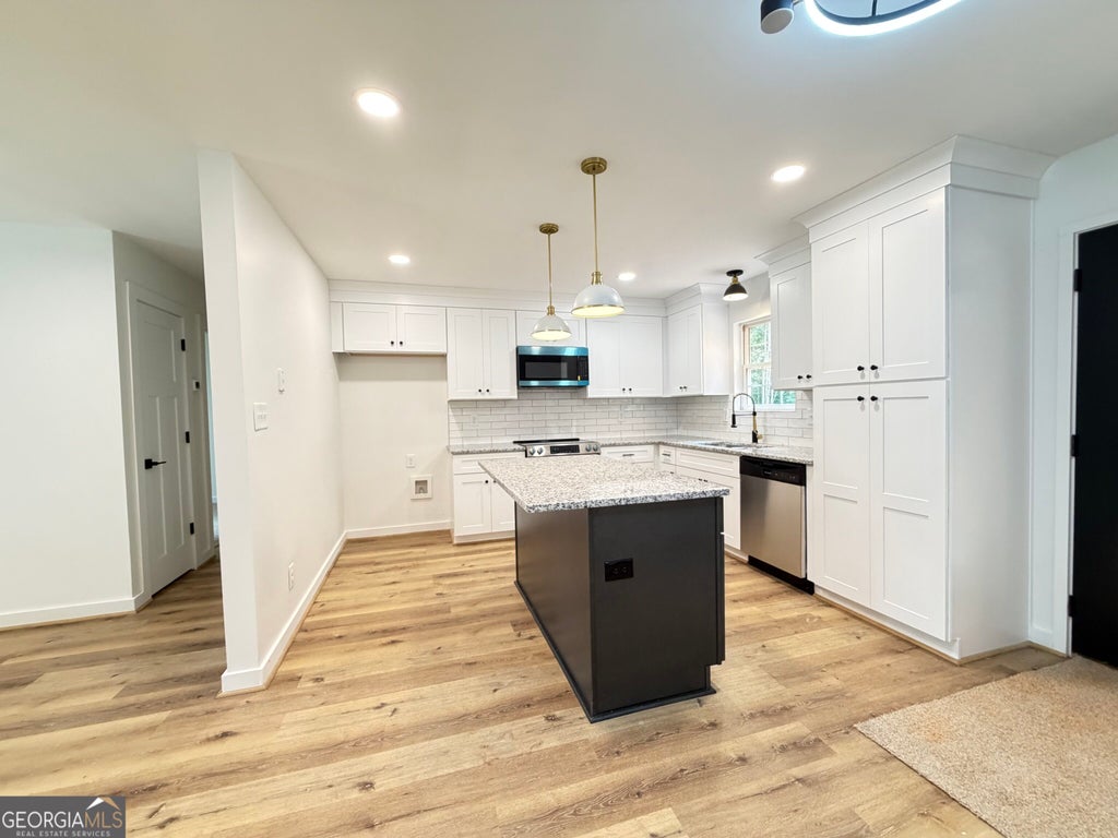 Photo of 392 Ga Highway 74, Molena, GA 30258 (MLS # 10866483)