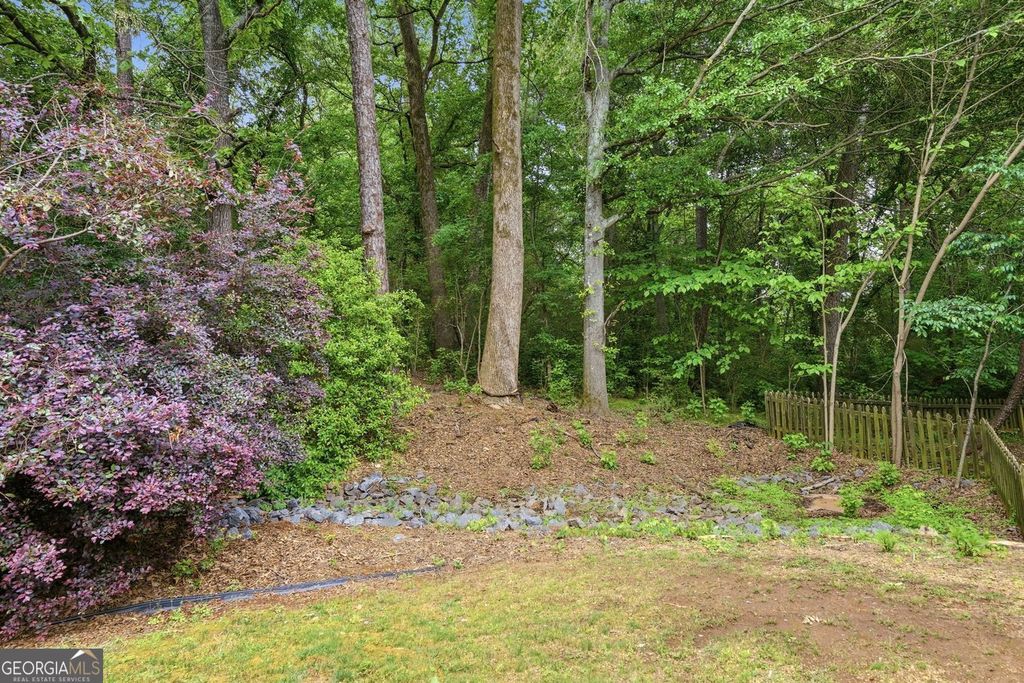 Photo of 511 Carrington Court, Canton, GA 30115 (MLS # 10756598)