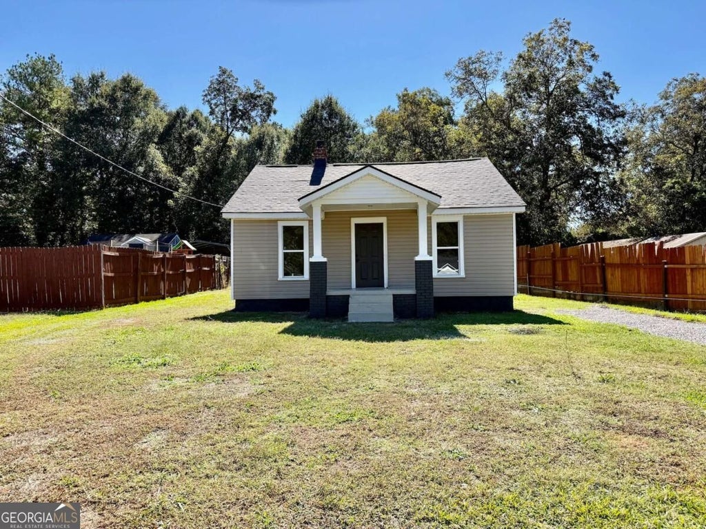 Photo of 110 Elizabeth Street, Griffin, GA 30223 (MLS # 10878726)