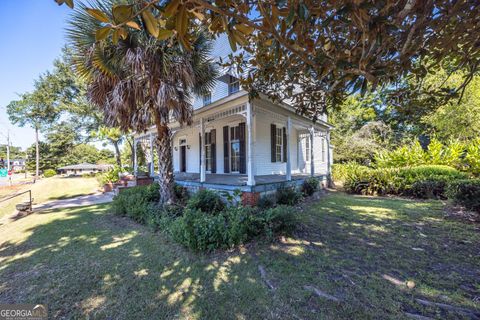 A home in Lumpkin