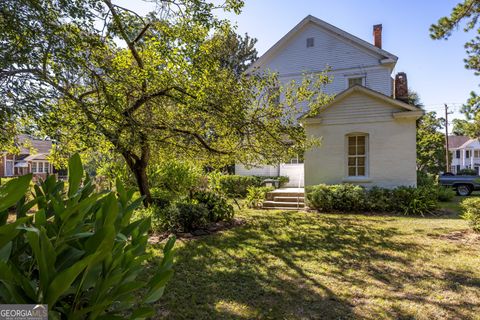 A home in Lumpkin