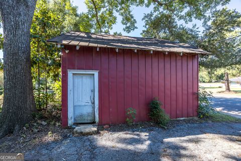 A home in Lumpkin