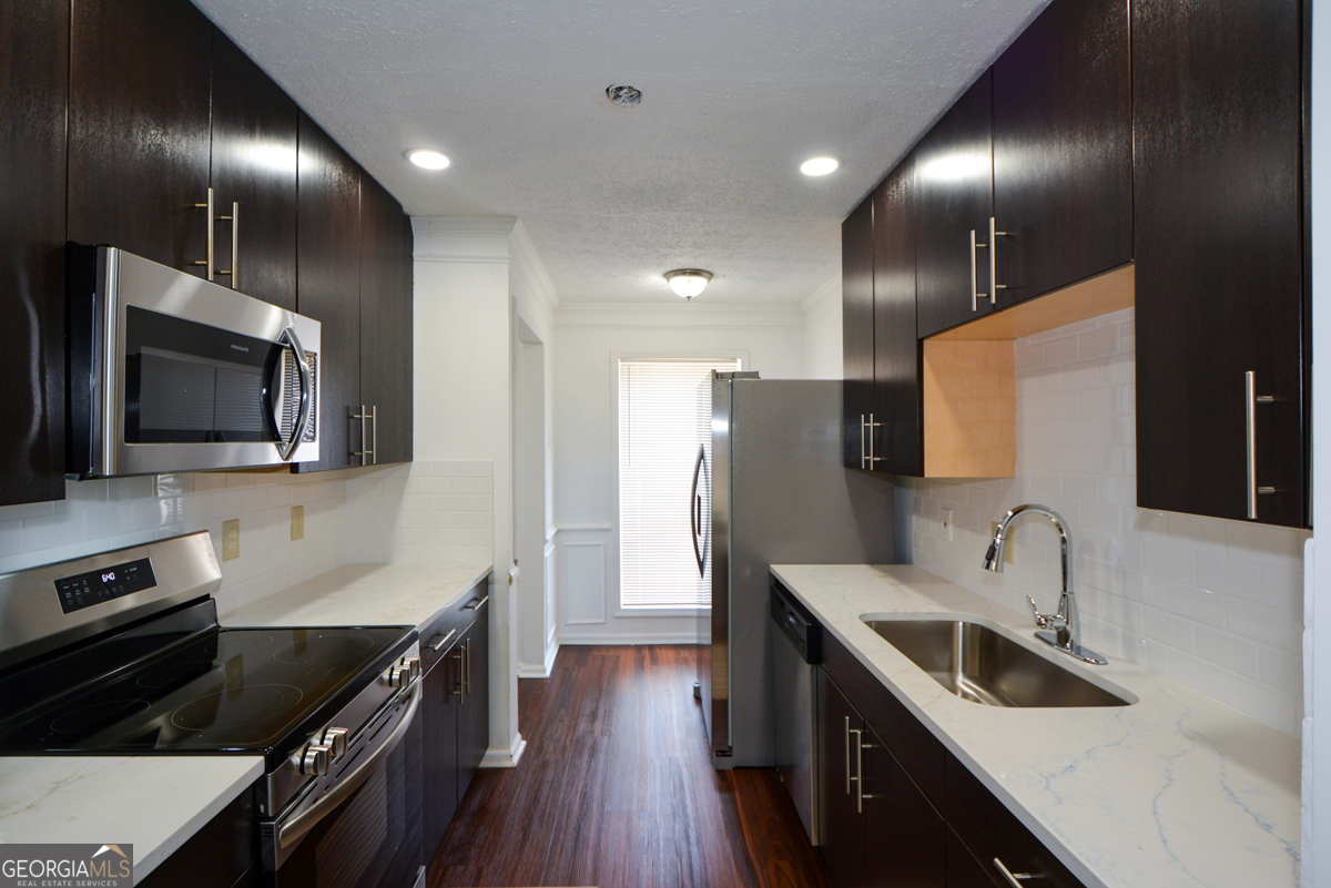 ROBINWOOD - Residential