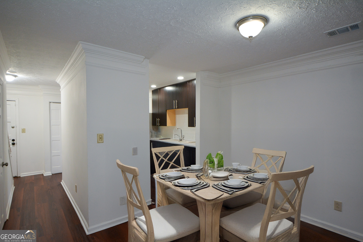 ROBINWOOD - Residential