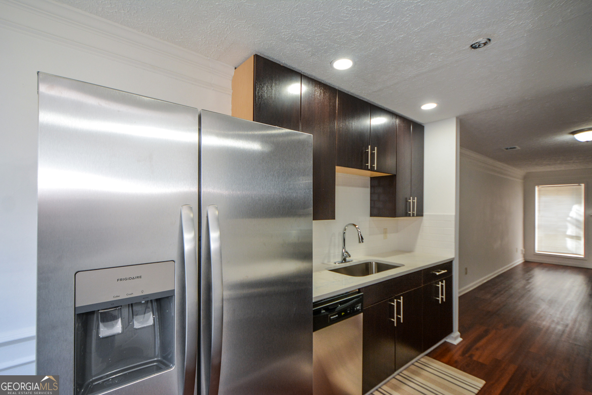 ROBINWOOD - Residential