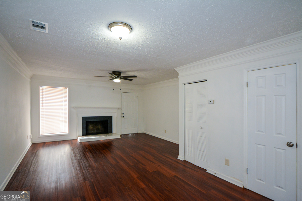 ROBINWOOD - Residential